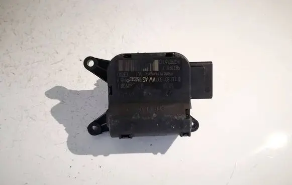 Mitsubishi Lancer X Air flap motor/actuator 1k0907511d 0132801337