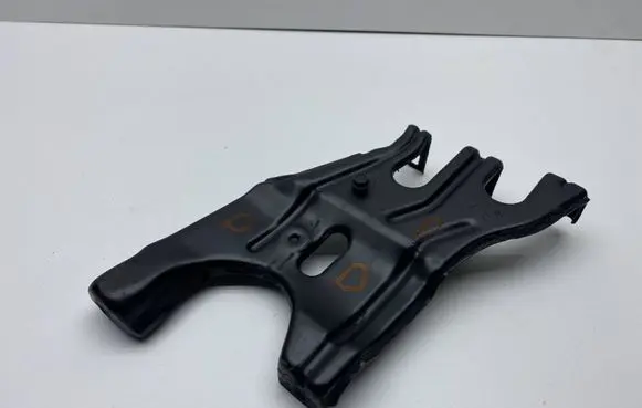 Radiator support slam panel bracket