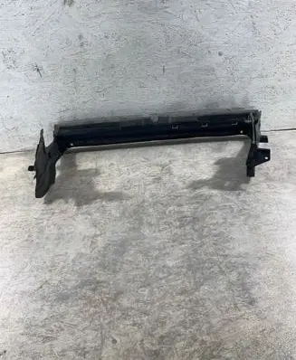 BMW 5 G30 G31 G38 Intercooler air guide/duct channel 7383846 74850613