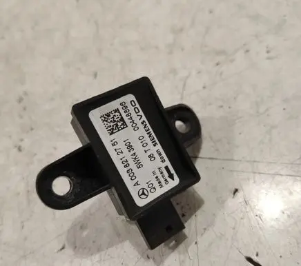 Mercedes-Benz S W221 Airbag deployment crash/impact sensor A0038212751