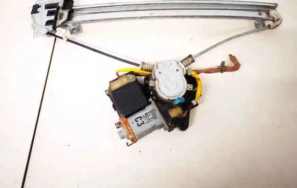 Mitsubishi Space Wagon Sliding door window regulator with motor