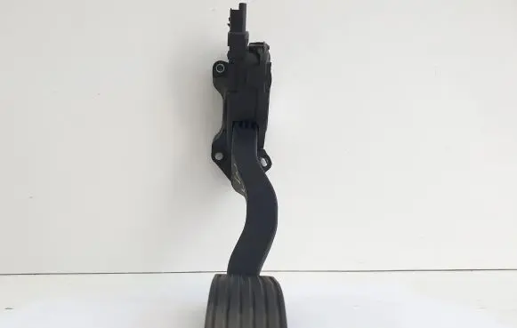 Peugeot 2008 I Accelerator throttle pedal 9671433780 6PV00994941