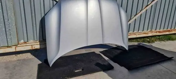 Engine bonnet/hood