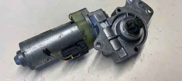 Audi A6 S6 C5 4B Seat adjustment motor 0130002488