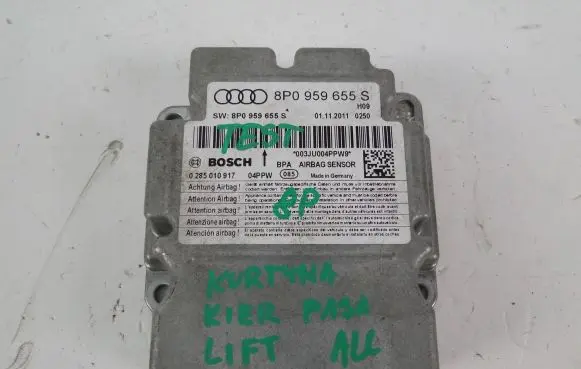 Audi A3 S3 8P Airbag control unit/module