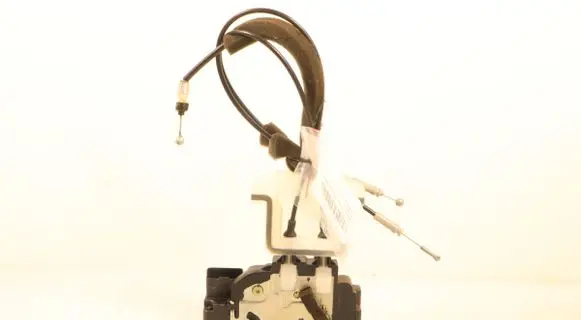 Nissan Murano Z50 Front door lock 5714
