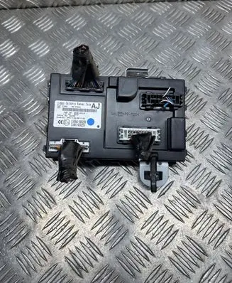 Nissan Navara D23 Comfort/convenience module 284B14KJ1A 116RI000259 116RAI000258