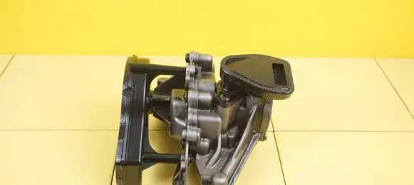 Opel Insignia A Oil pump 55487858 B16DTH