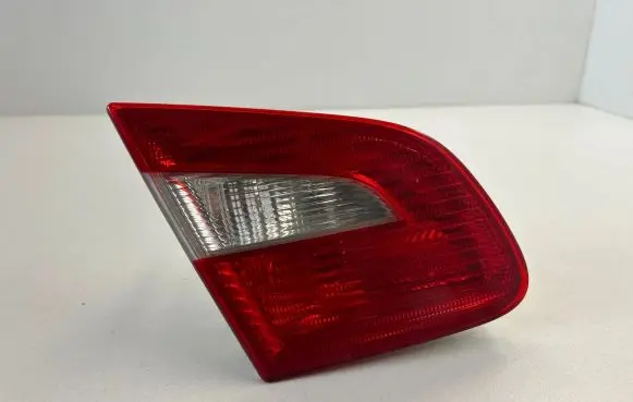 Skoda Superb B6 (3T) Tailgate rear/tail lights 3T5945093 260509L