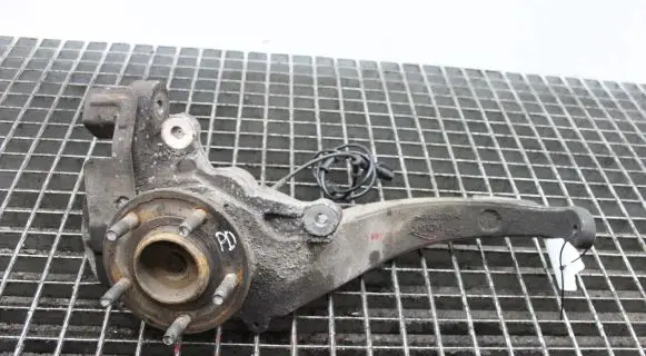 Jaguar XF X250 Front wheel hub