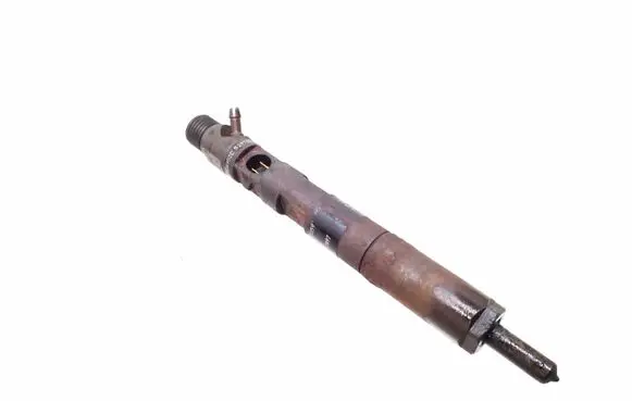 Renault Modus Fuel injector 8200421359 1300FY09W08 EJBR03101D