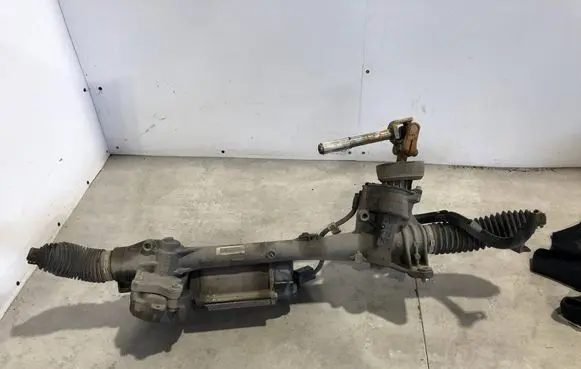 Volkswagen Golf VI Steering rack 1K1423051E 1K0909144P