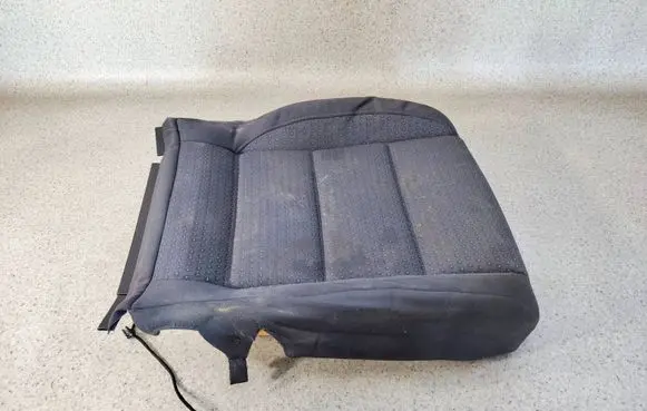 Volkswagen Touran I Seat trim 