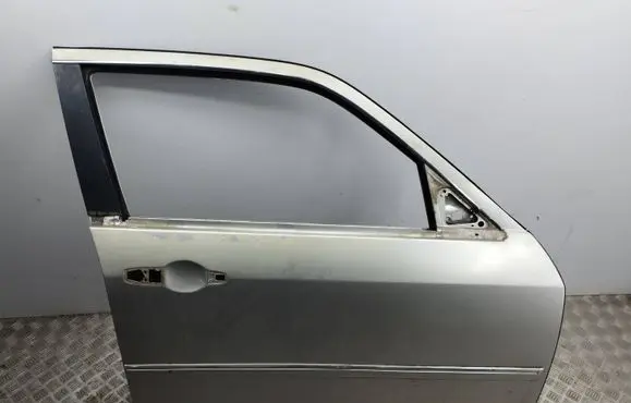 Chrysler 300 - 300C Front door