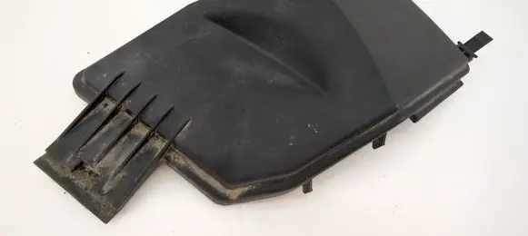Mercedes-Benz C W203 Fuse box cover 2035451403