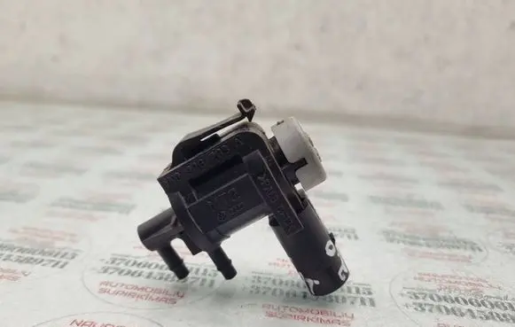 Volkswagen PASSAT B7 Turbo solenoid valve 1K0906283A