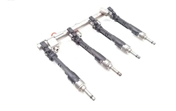 Nissan Qashqai Fuel injectors set A2820704000 175220286R 19100111096