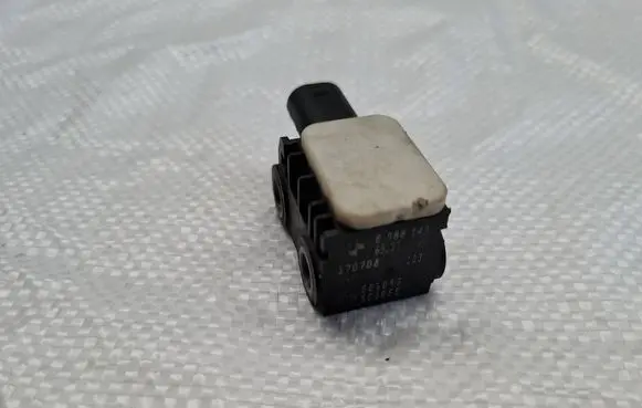BMW 3 E90 E91 Airbag deployment crash/impact sensor 6988143