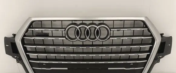 Audi Q7 4M Front grill 4M0853651F