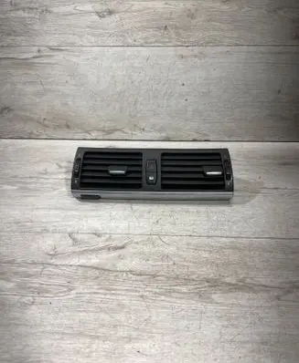 BMW X5 E70 Dash center air vent grill 9210705 9220101 14482110