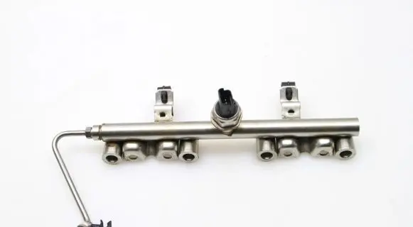 Peugeot 308 Fuel pressure sensor V754043980