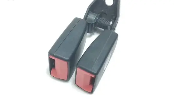 Volkswagen PASSAT B7 USA Rear seatbelt buckle 561857739