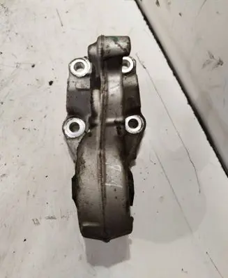 Peugeot 3008 I Engine mount bracket 9684500180