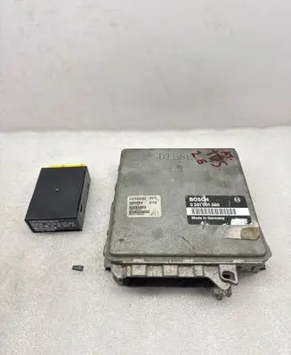 BMW 5 E39 Engine ECU kit and lock set 0281001380