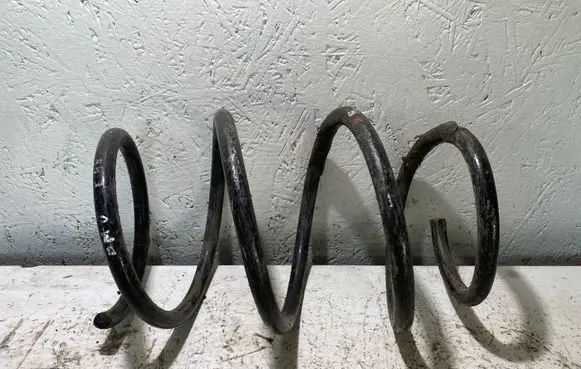 BMW 3 E46 Front coil spring