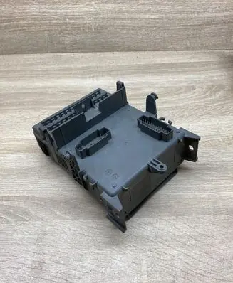 Renault Laguna II Fuse module 8200004201E