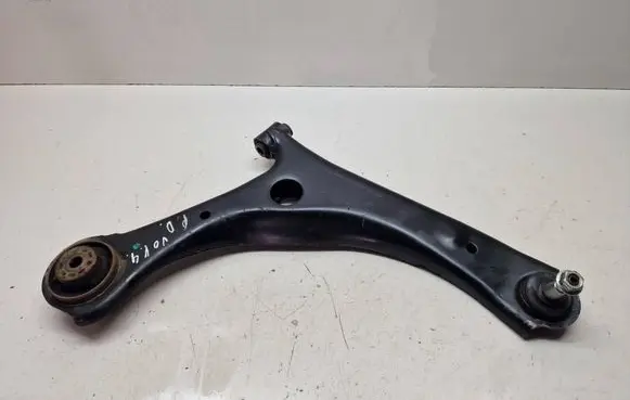 Chrysler Grand Voyager V Front lower control arm/wishbone ADA108640 8550247