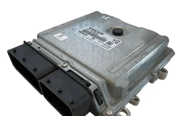 Volvo XC60 Engine control unit/module 31303388 1039S33755 0281015286