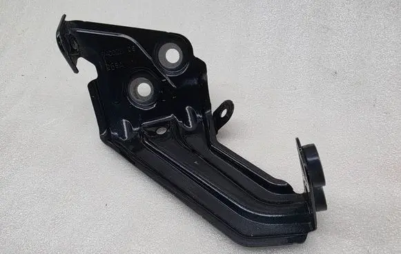 BMW X3 G01 Fender mounting bracket 7400220