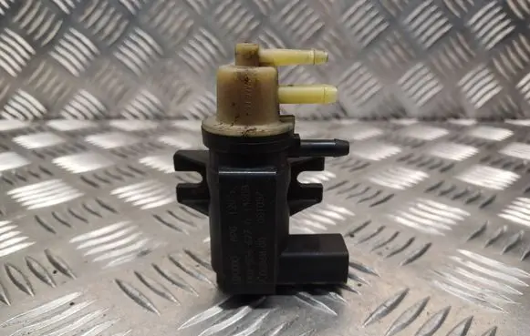 Skoda Octavia Mk2 (1Z) Turbo solenoid valve 1K0906627A 70086800