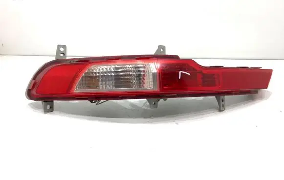 KIA Sportage Rear bumper light 
