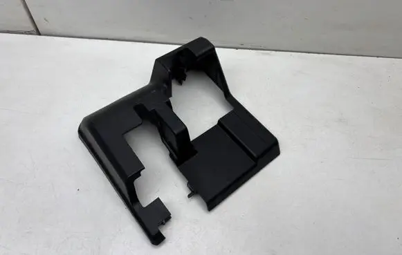 Audi SQ7 Rear seat rail trim cover 4M0883690A