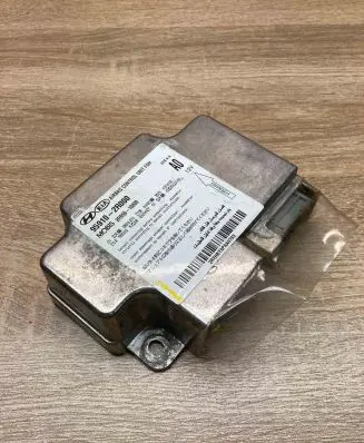 Hyundai i30 Airbag control unit/module 959102R000 2R95910000