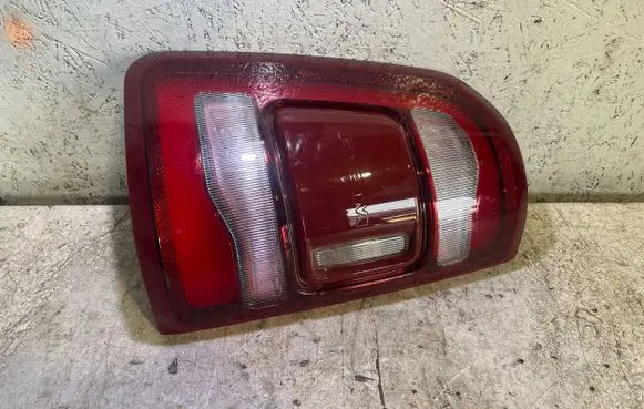 Dodge VAN RAM Rear/tail lights 68262531AF 201060322 10SA752