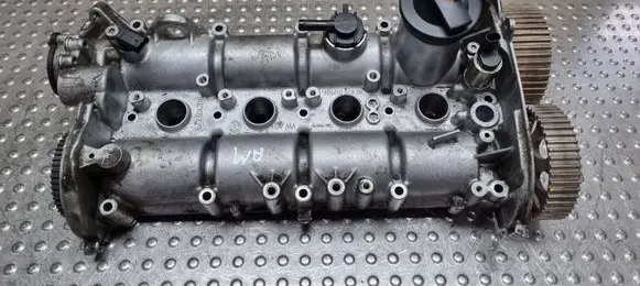Volkswagen Polo V 6R Rocker cam cover 04E103479 04E103475AM