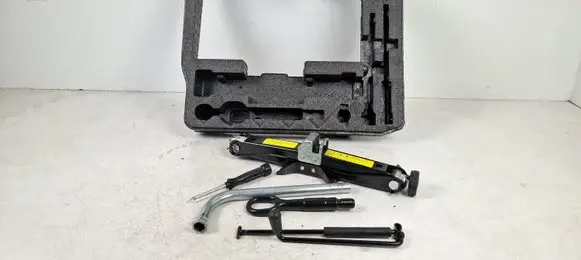 Audi A4 S4 B8 8K Tool set 8K0805615 8N0012219 8T0012109A