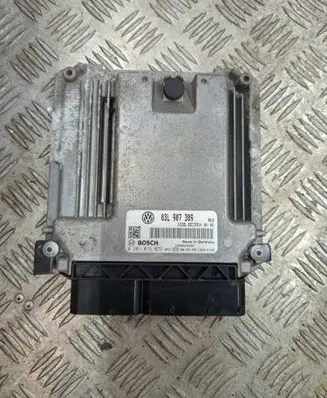 Volkswagen PASSAT B6 Engine control unit/module 03L907309 1039S24297 0281015029