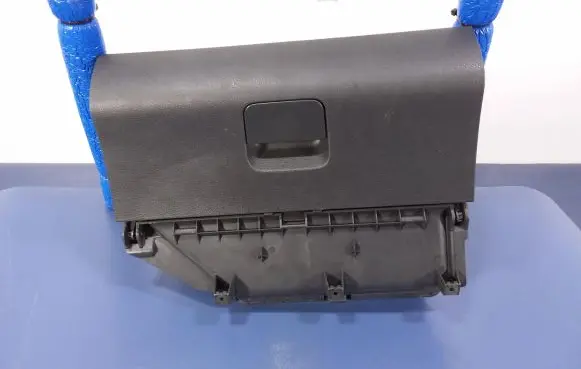 Volkswagen Polo IV 9N3 Glove box 6Q1857097AD