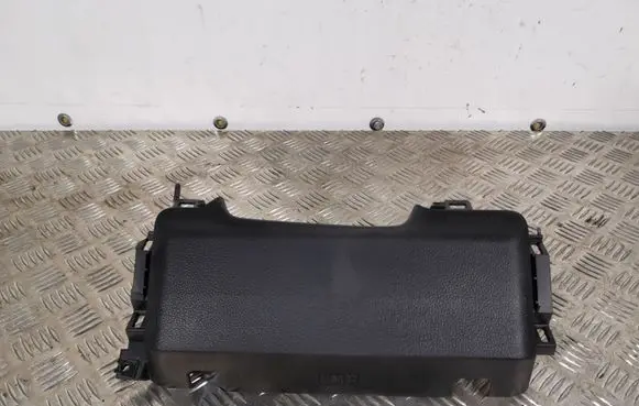 Subaru Forester SJ Knee airbag 0589P10047