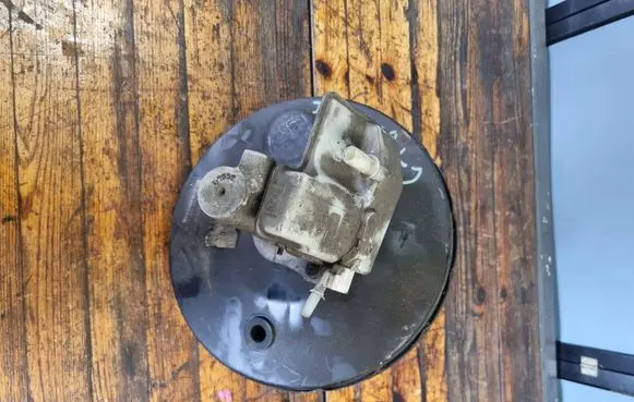 Ford C-MAX I Brake booster 6M512B195CF 03786415324 1742032