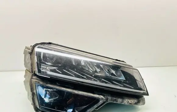 Skoda Karoq Headlight/headlamp 57b941016f