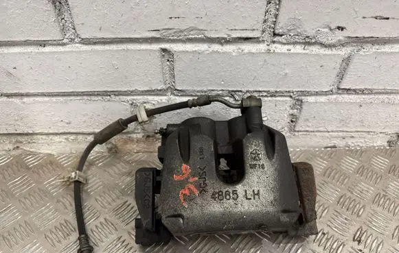 Dodge Durango III Front brake caliper 4865LH