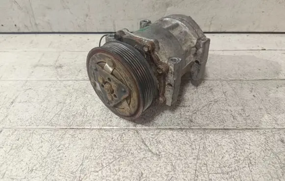 Volvo S40, V40 Air conditioning (A/C) compressor (pump) 8200040681