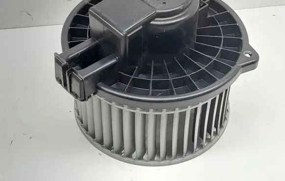 Subaru XV I Heater fan/blower 8727006060