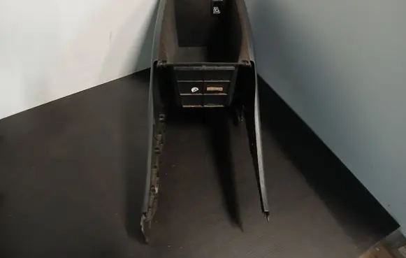 Volvo XC70 Armrest 1156595 30722553 KR93TR