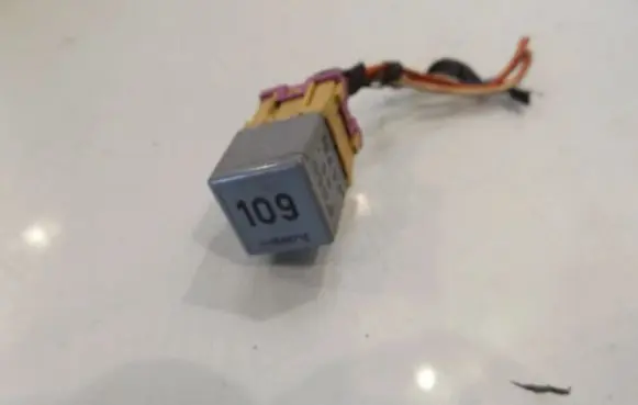 Volkswagen Polo Other relay
